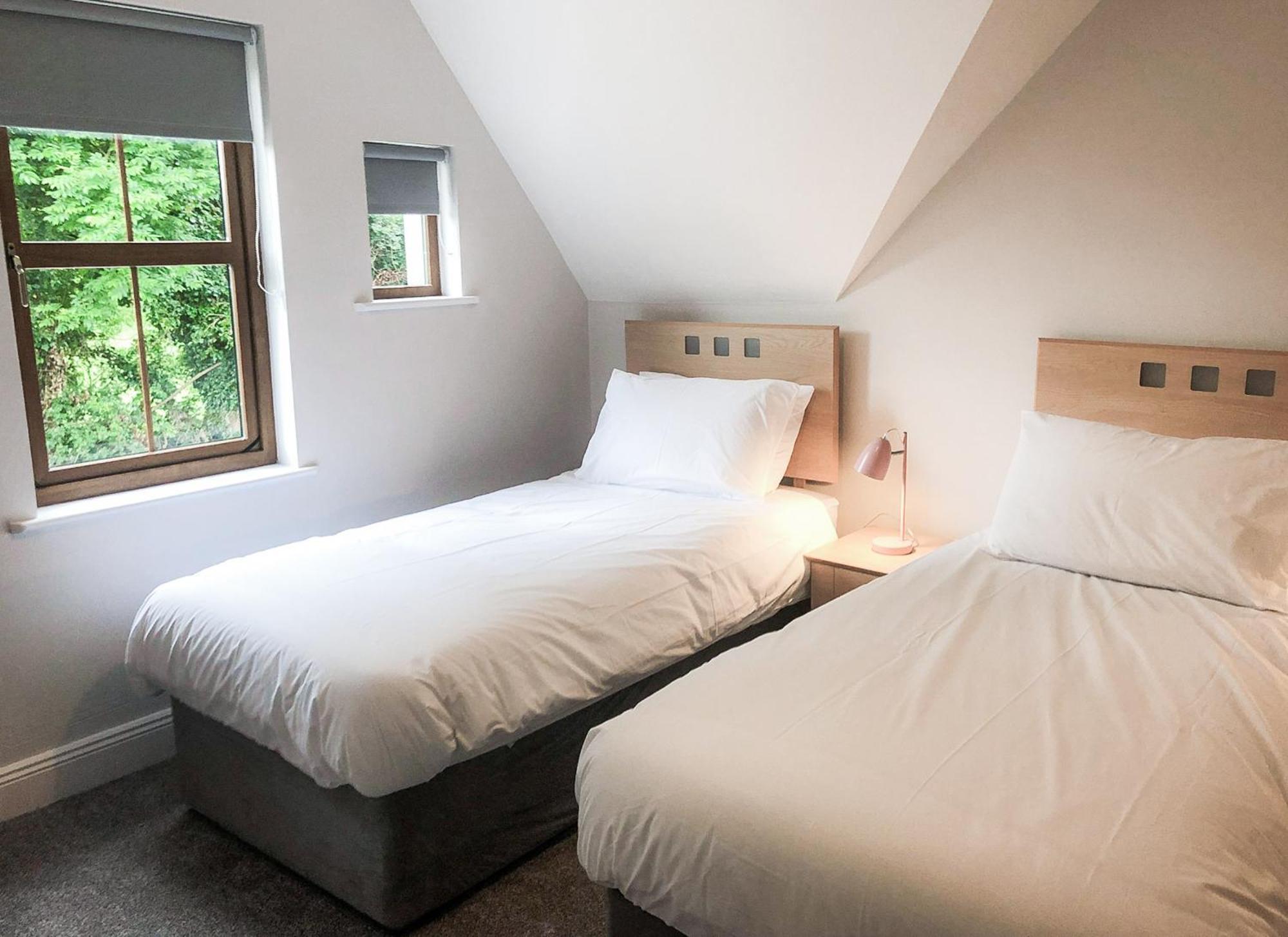 Hébergement de vacances Old Court Homes 4 Bed No 12 By Trident Homes